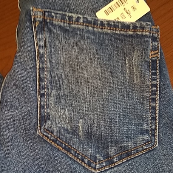 Aero jeans high rise curvy jegging. - Picture 3 of 13